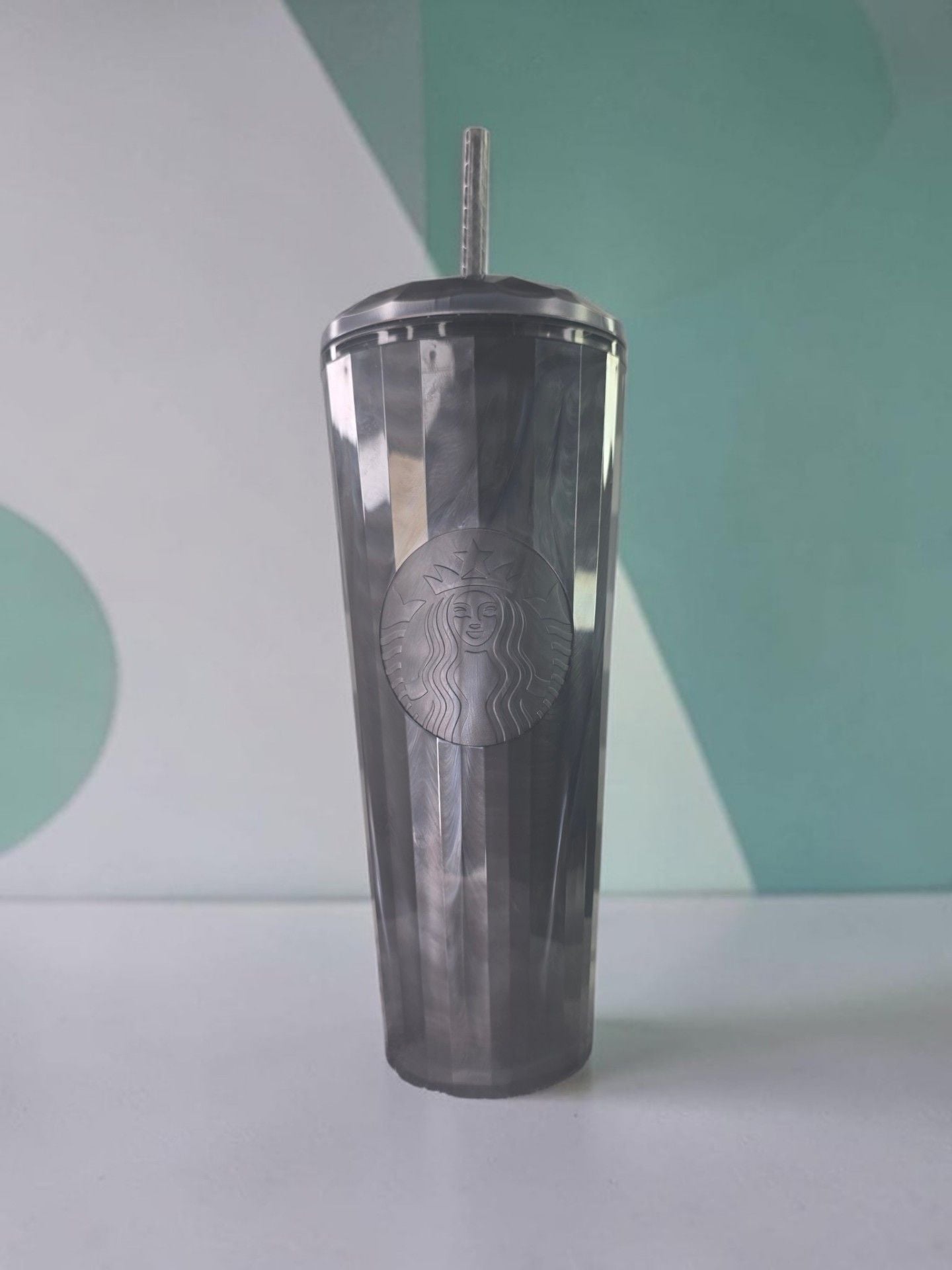 Starbucks Cold Tumbler 24 OZ Black Pearl Marbled Pleated 1