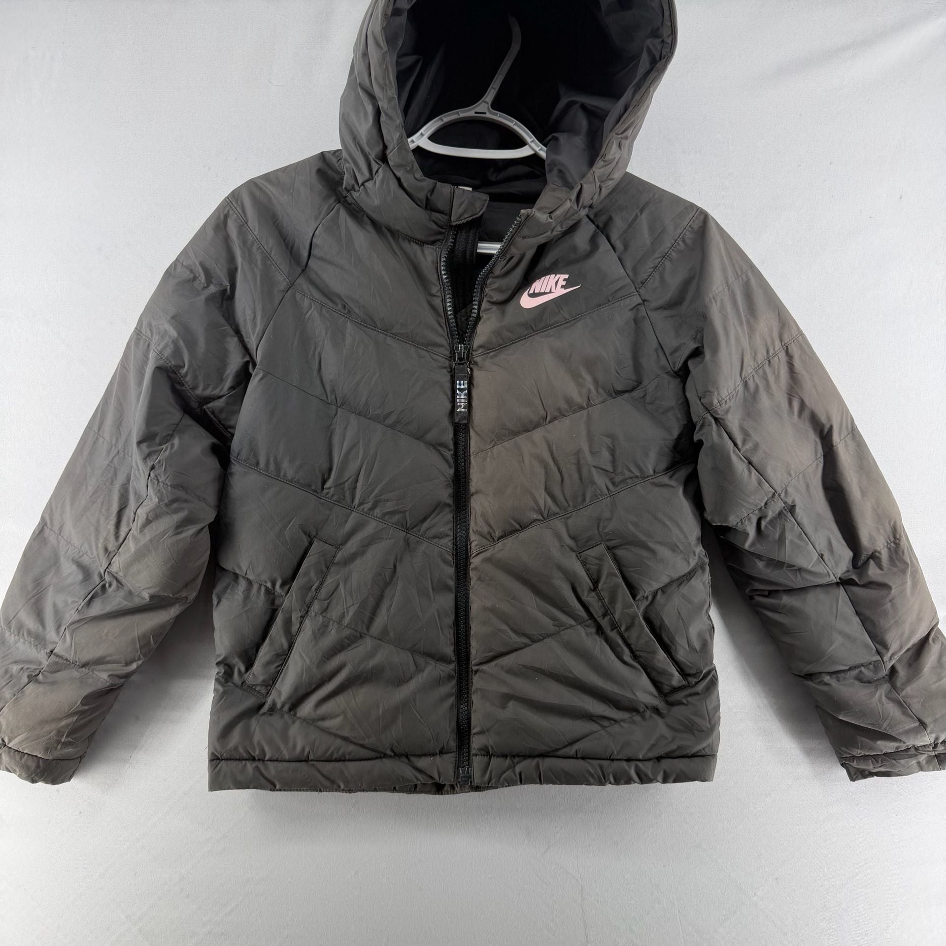 1647 YS Nike Puffer Jacket Black Hooded Winter Coat 2