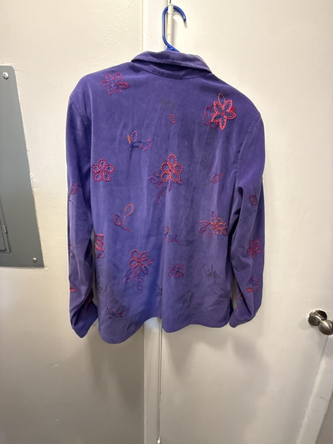 Koret Button Down Shirt Size L Purple Floral Embroidered Long Sleeve 7
