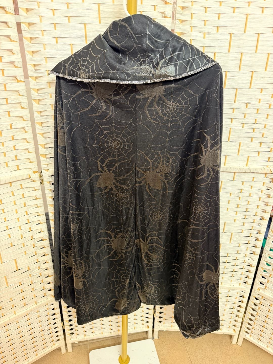 Fun World Spiderweb Hooded Cape Black Metallic Silver Adult 3