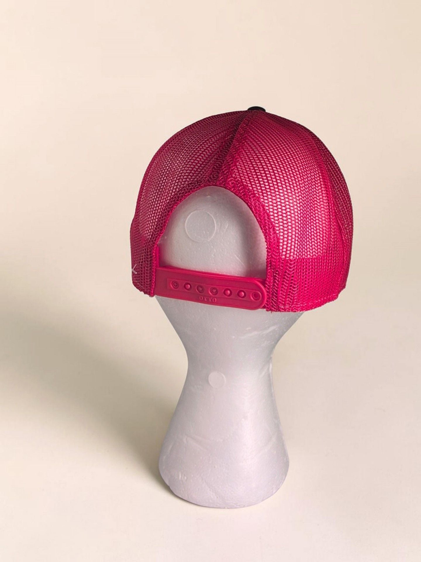 Dave's Hot Chicken Trucker Hat Black Red Mesh Snapback 10