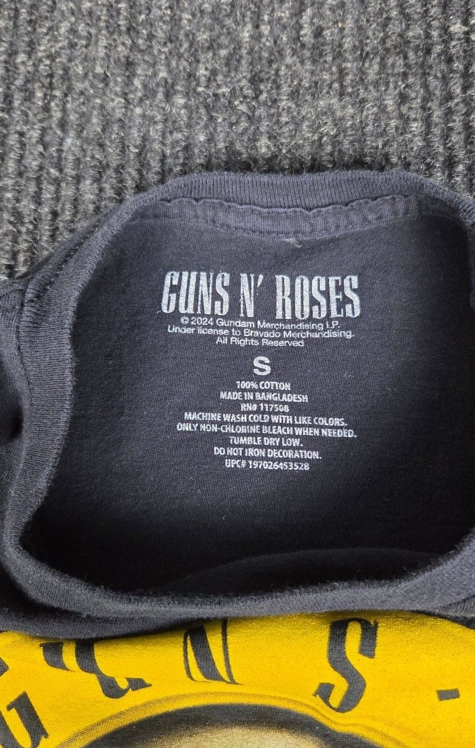Guns N' Roses T-Shirt Size S Black Classic Logo Band Tee 3
