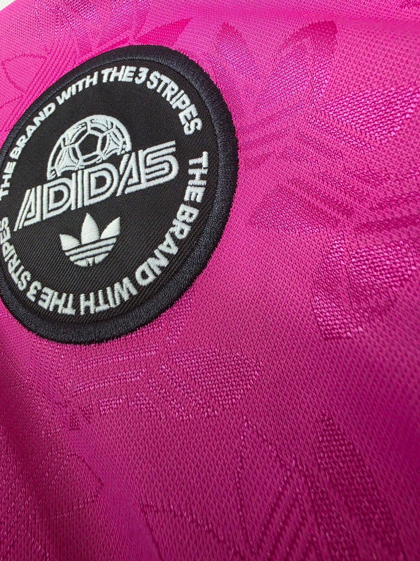 Adidas Girls Classic Sport Crop-
 Shirt Pink Semi Lucid Fuchsia JV7680 Size Medium 7