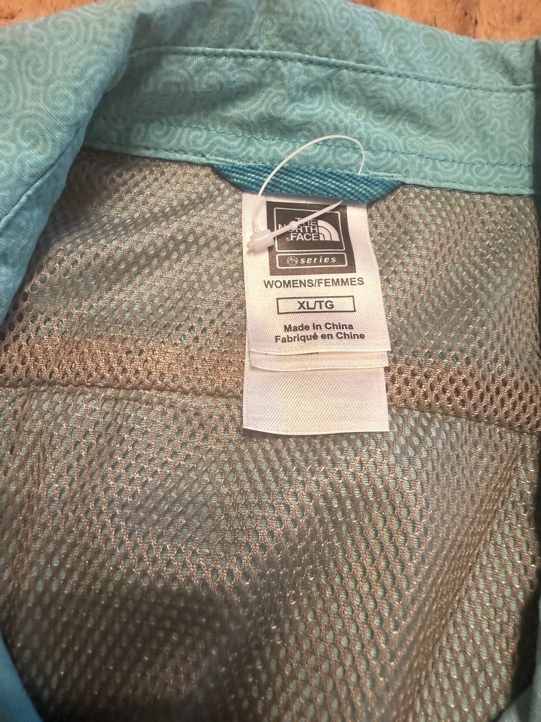 The North Face Sleeveless Hiking Shirt Size XL Blue Button Down 3