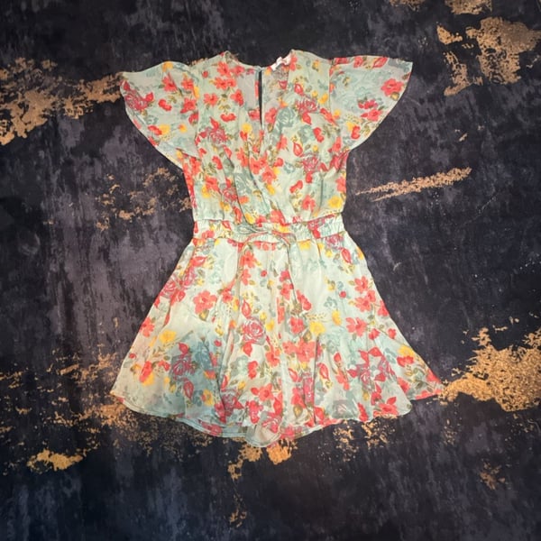 Row A Floral Romper Size S Mint Green Chiffon Flutter