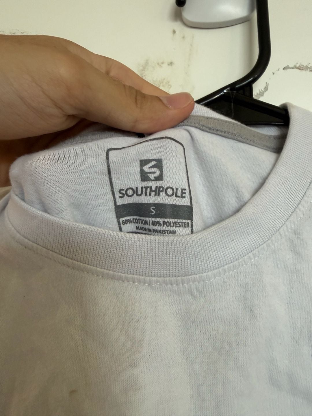 Southpole Global Expedition T-Shirt Size S White Graphic Pocket Tee 3