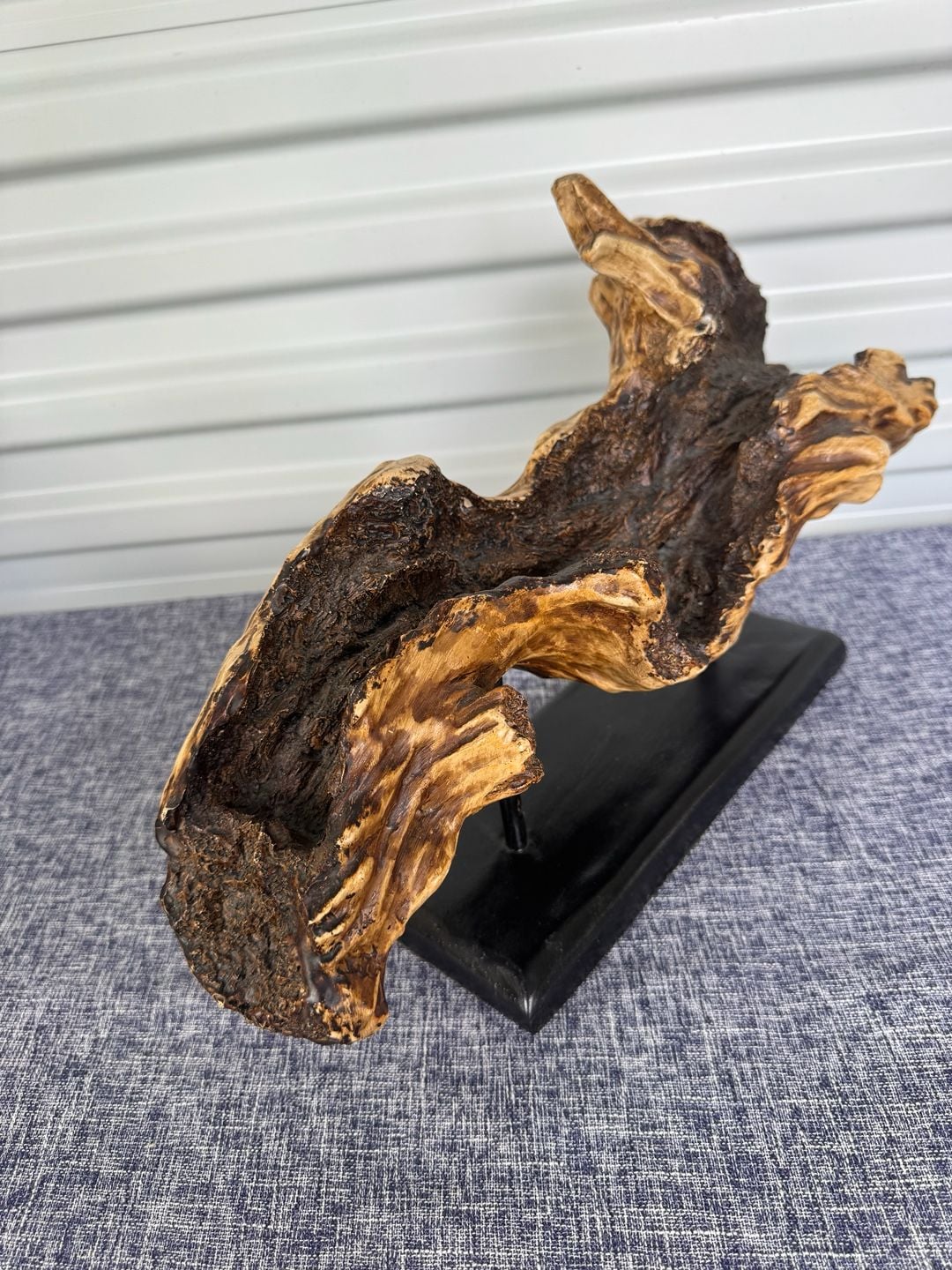 Driftwood Decor Sculpture On Stand 4