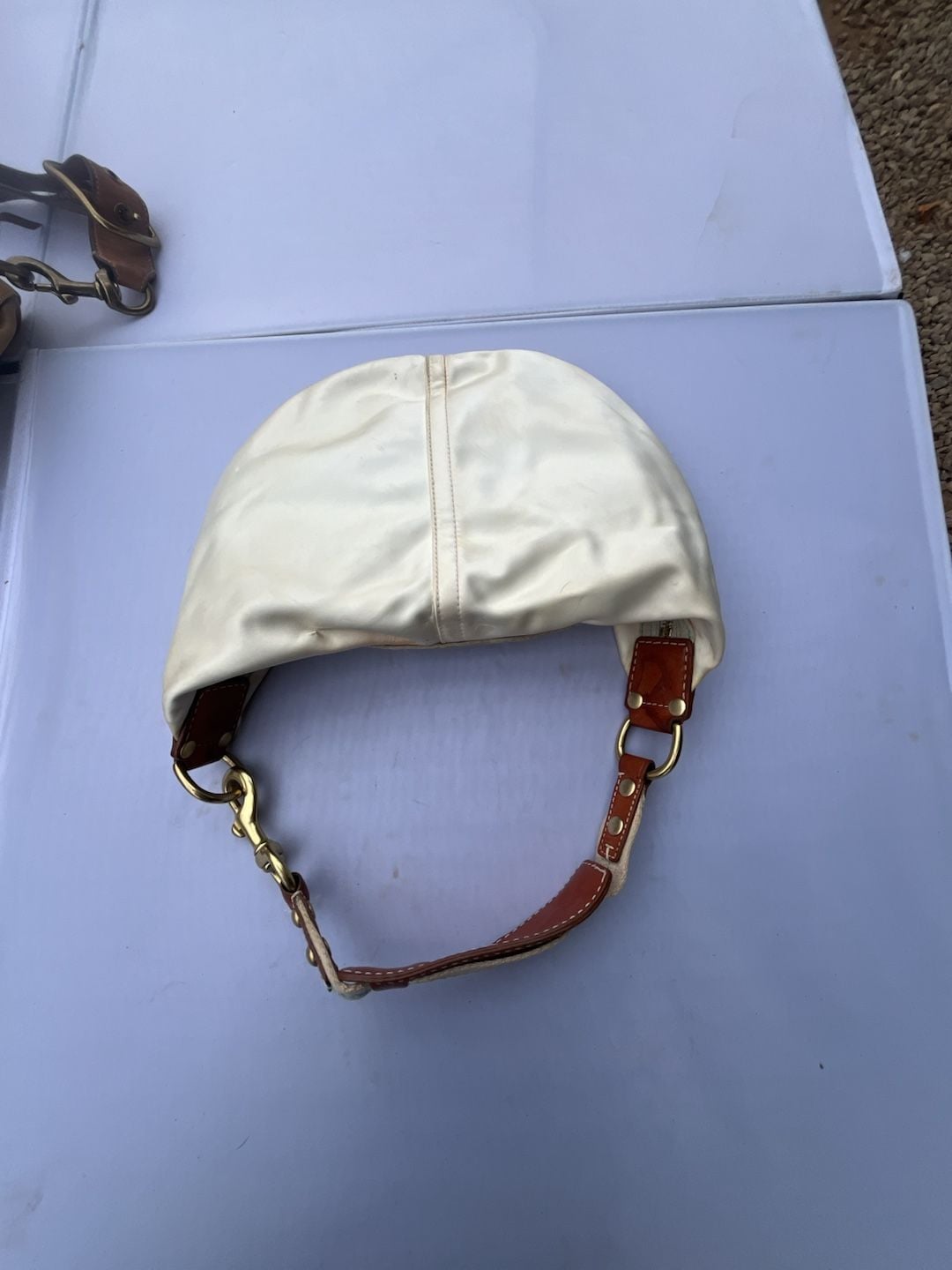 Coach Hamptons Ivory Satin Hobo Shoulder Bag NM050-116 5
