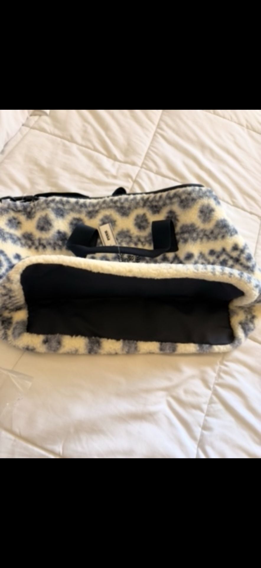 PINK Victoria's Secret Cozy Plush Weekender Bag Blue White Fair Isle 5