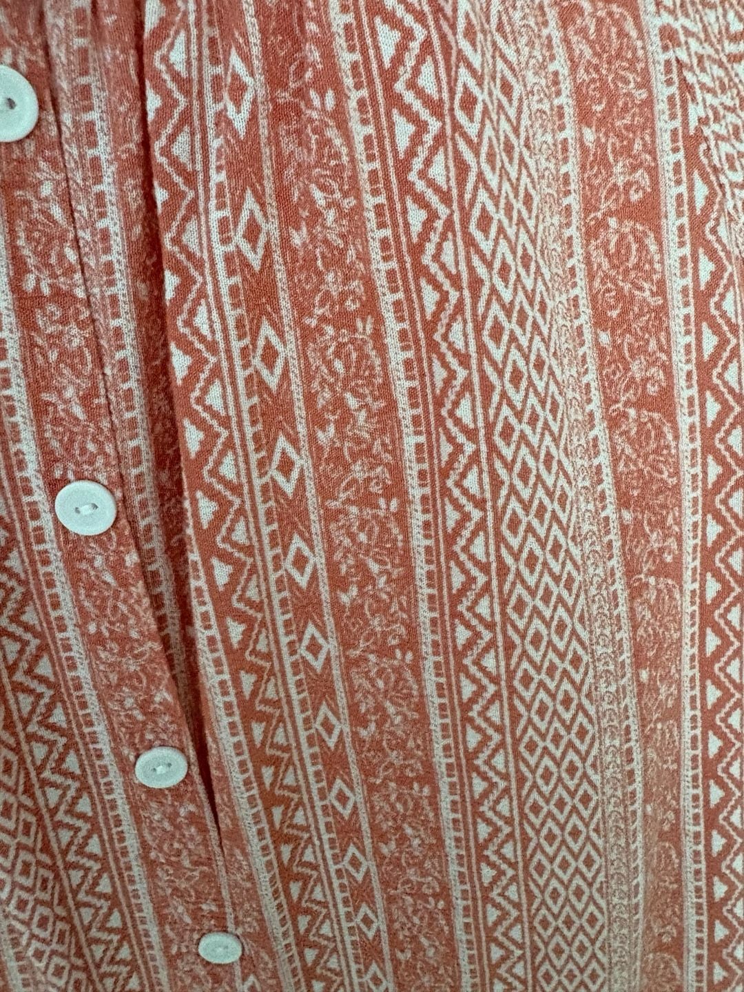 Exclusive One Blouse Size M Coral White Geometric Button Front Top 3