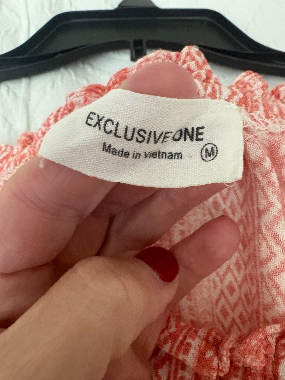 Exclusive One Blouse Size M Coral White Geometric Button Front Top 4