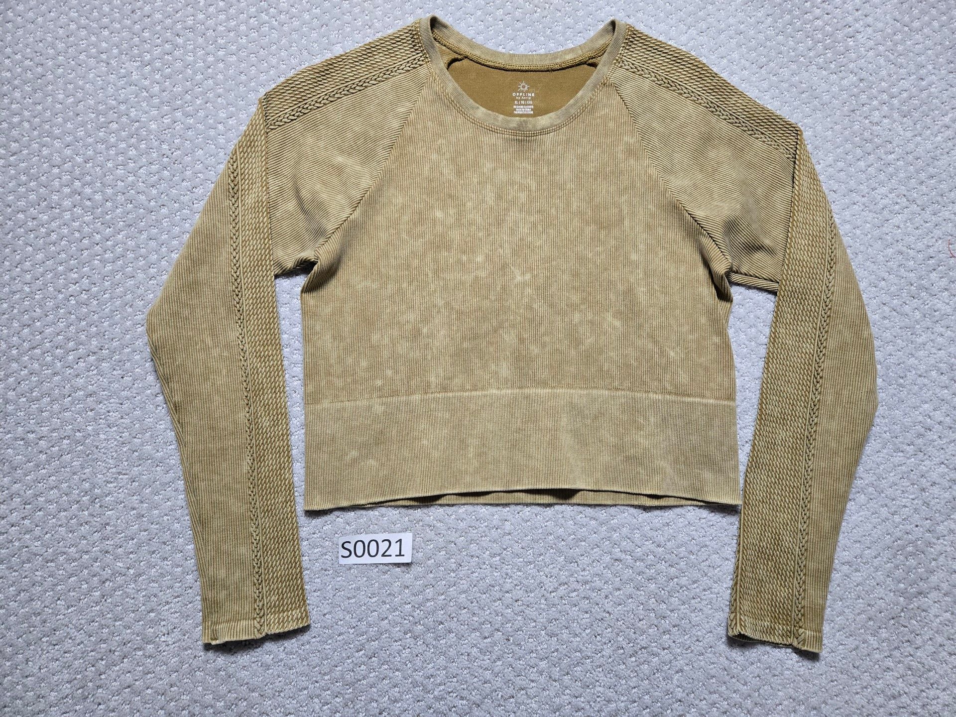 Offline By Aerie Long Sleeve Crop Top Size XL Gold / Tan Seamless 2