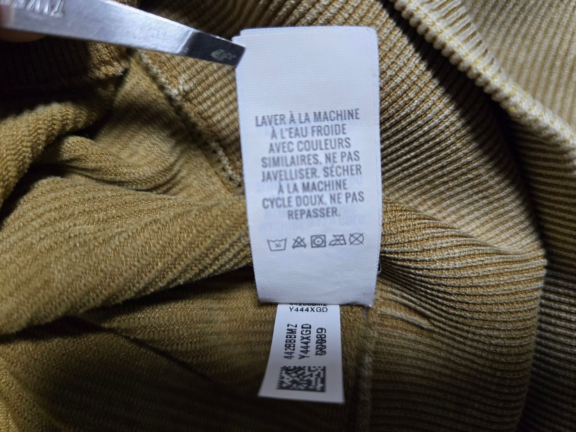 Offline By Aerie Long Sleeve Crop Top Size XL Gold / Tan Seamless 11