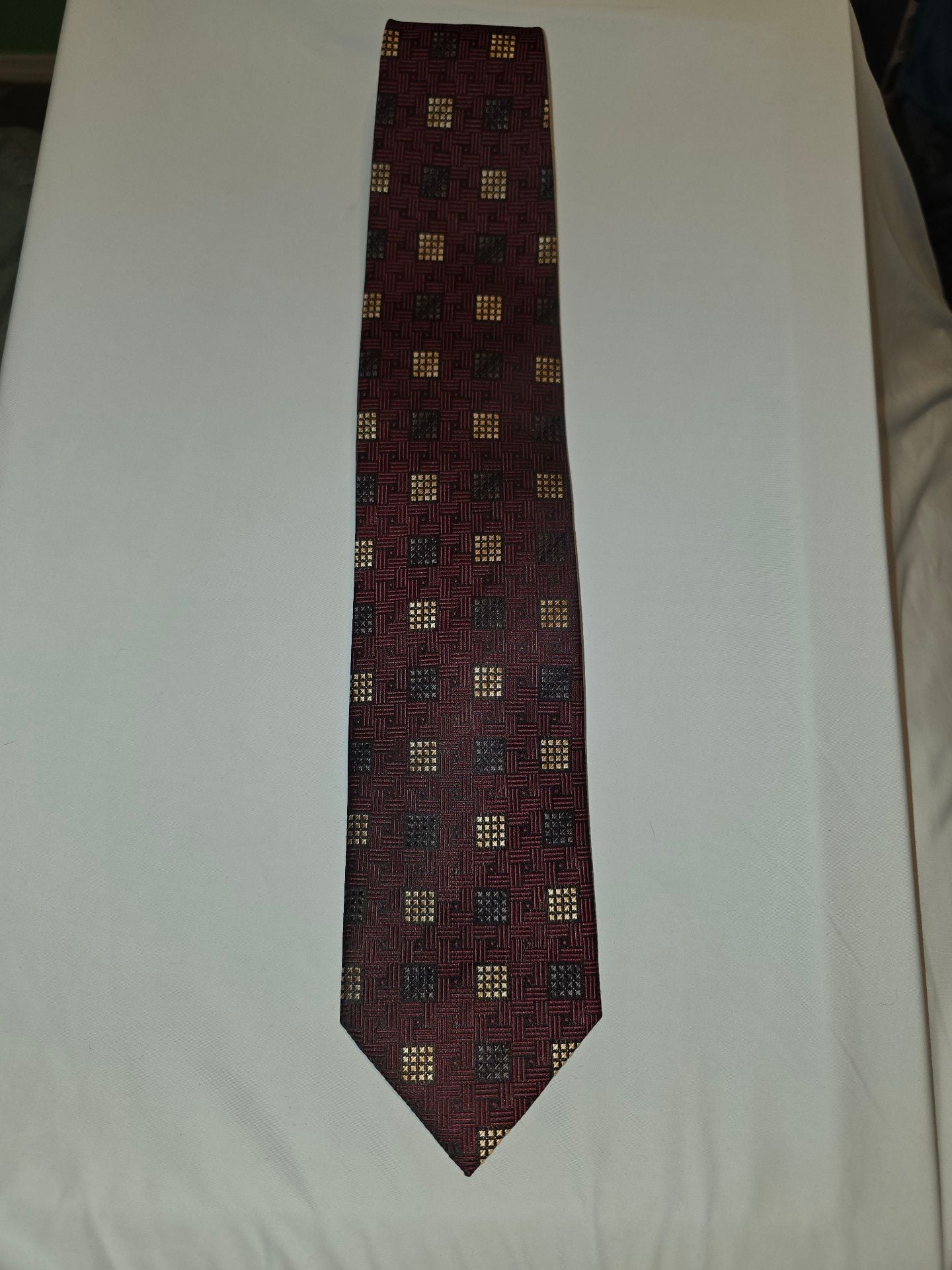 Alexander Julian Colours Necktie Maroon Geometric Silk 3