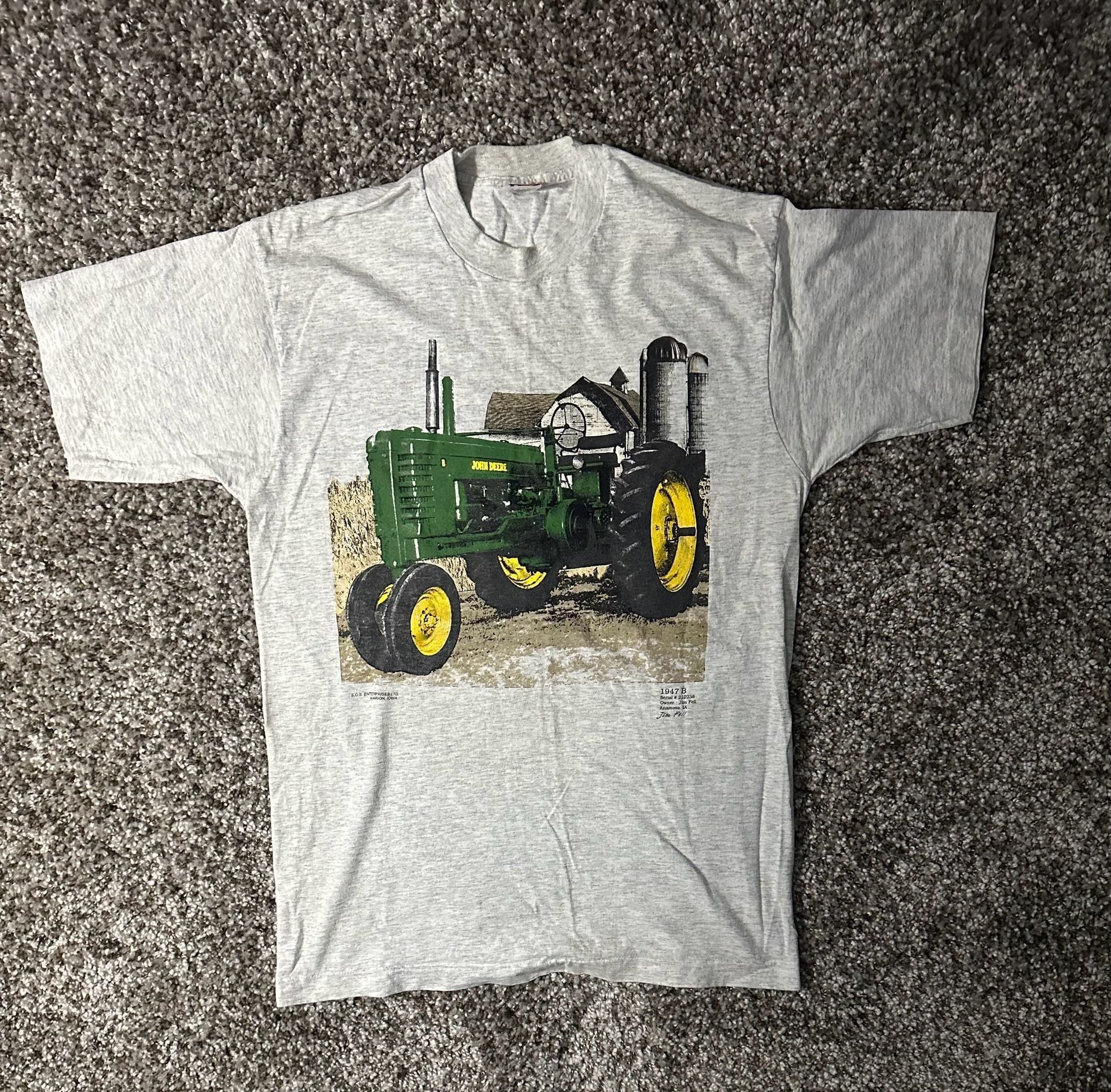 John Deere Vintage 1947 B Tractor Graphic T-Shirt Gray 2