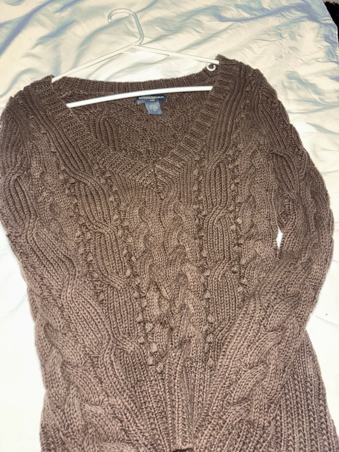 Banana Republic Cable Knit V-Neck Sweater Size XS Brown 1