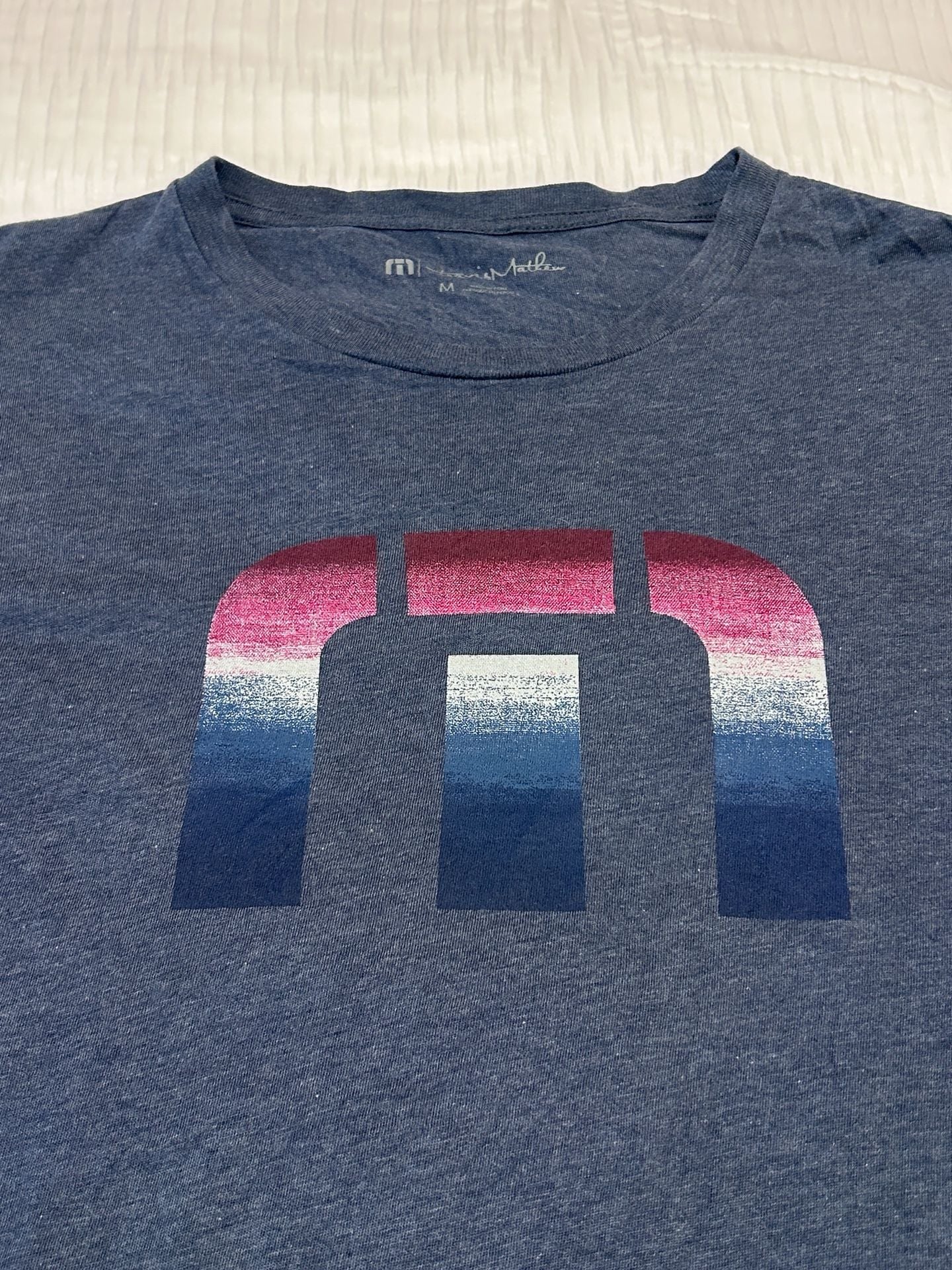 TravisMathew Sea Glass Tee Size M Blue Pima Cotton Graphic T-Shirt 2
