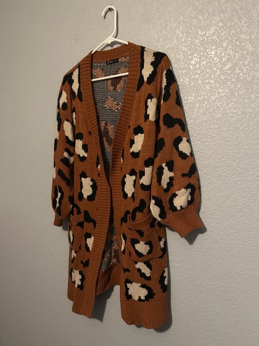 Very J Leopard Print Cardigan Size L Brown Knit Sweater 4