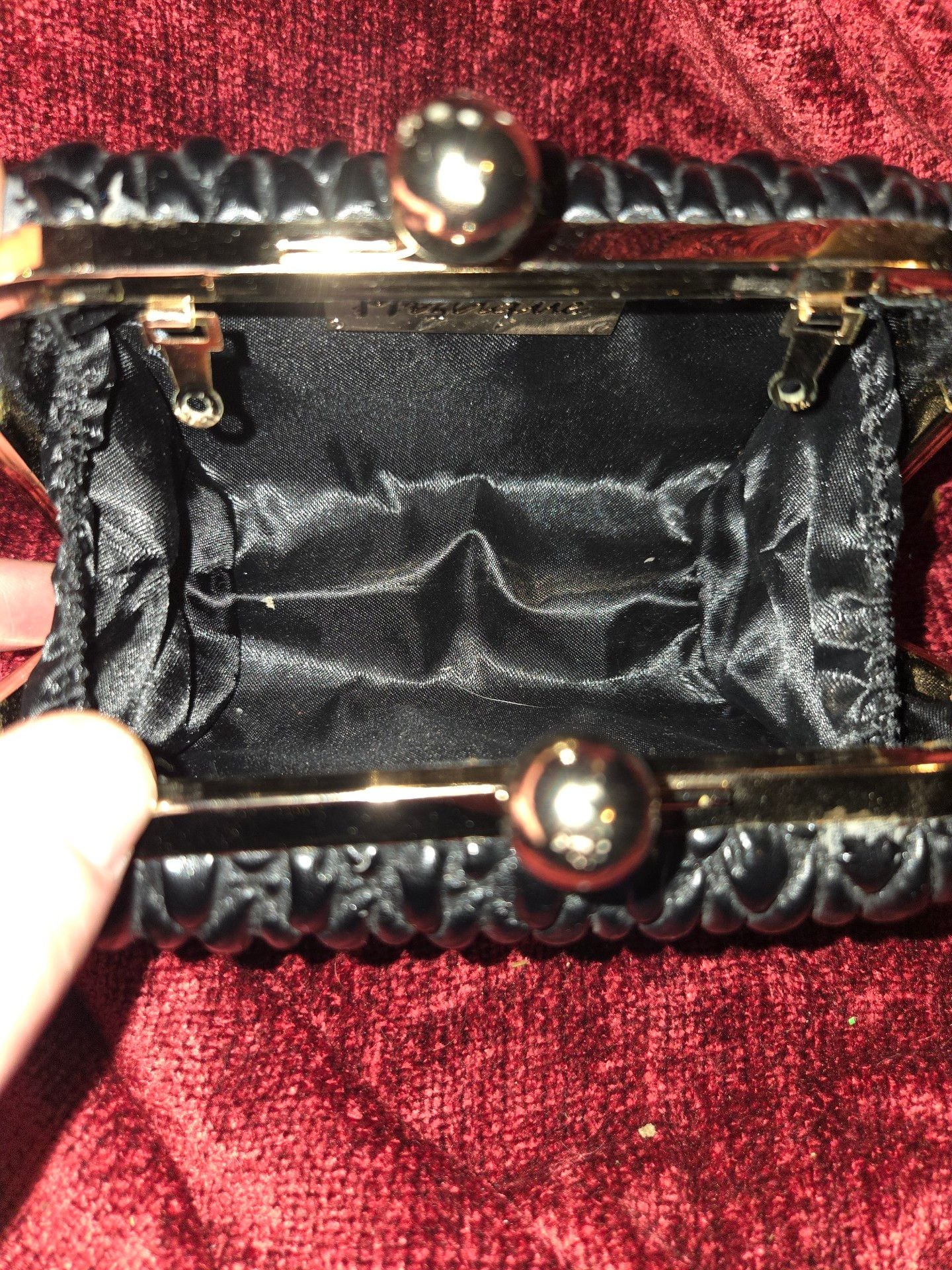 Mistique Quilted Clutch Black Gold Kiss Lock Evening Bag 4