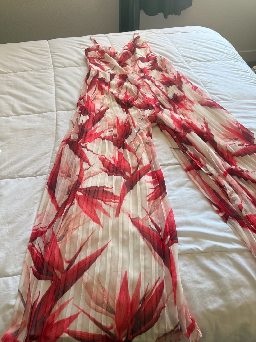 Privy Floral Pleated Jumpsuit Size L Red White Cutout Wide Leg 5