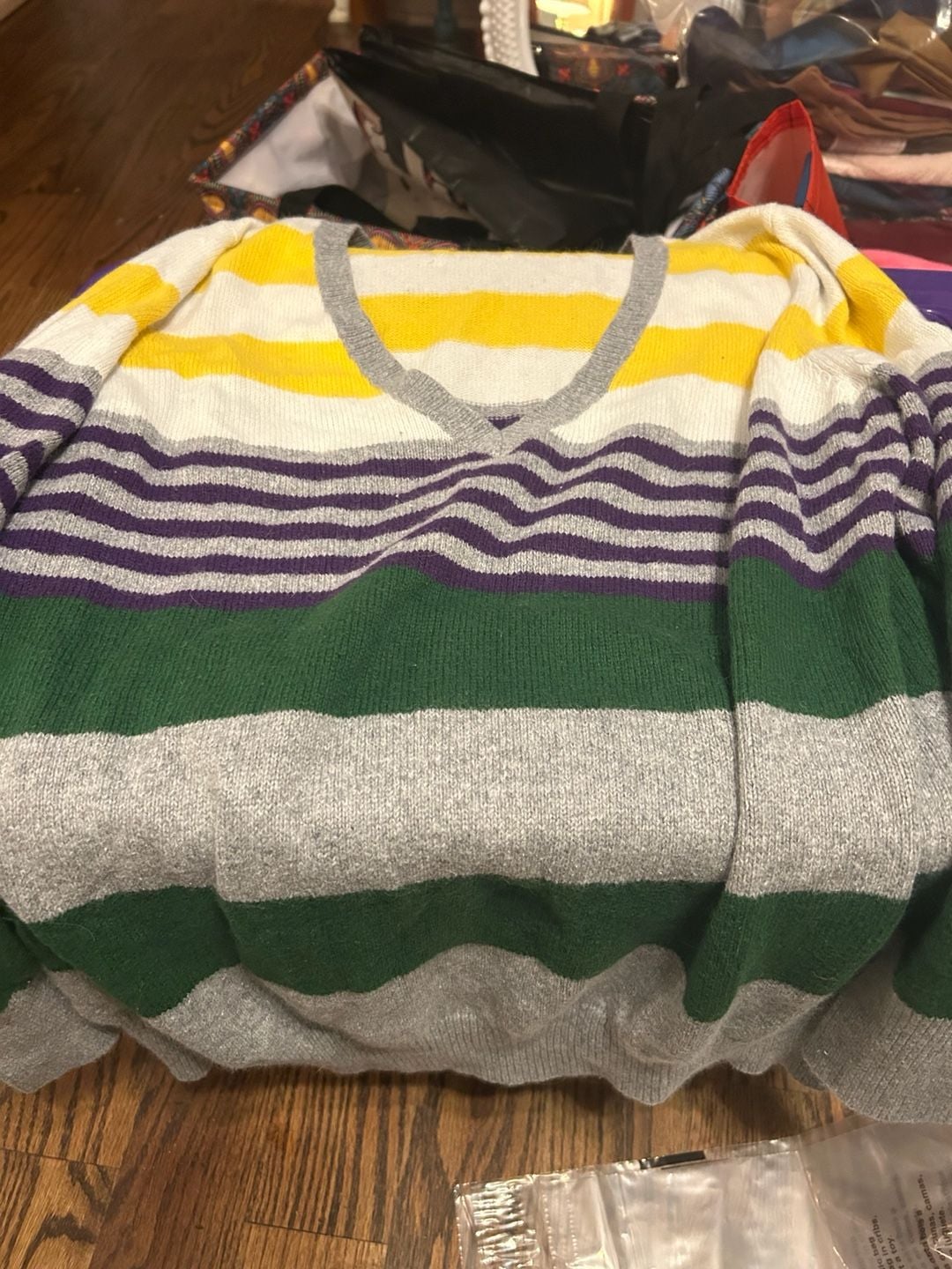 Old Navy V Neck Striped Sweater Size XL Multicolored 3