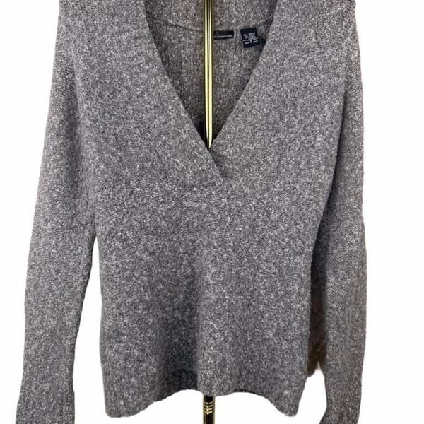 Moda International V-Neck Sweater Size S Gray Marled Wool Blend