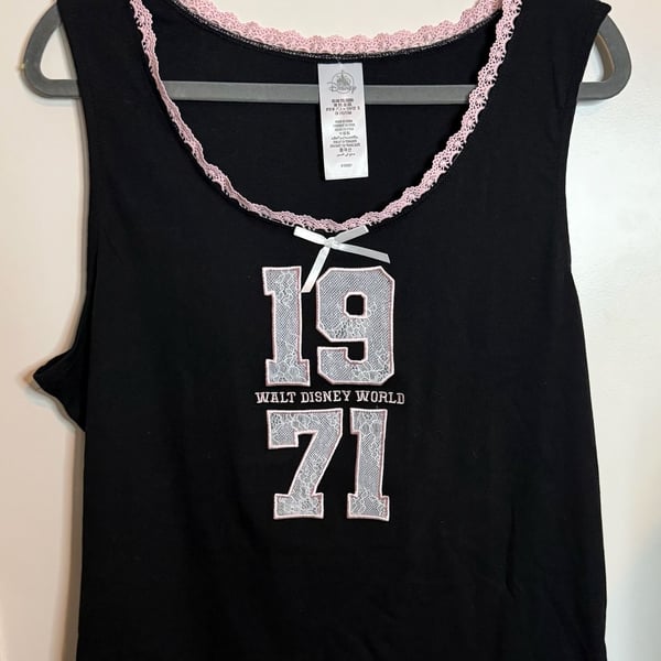 NWT Disney Walt Disney World Tank Top Size XXL Black Lace