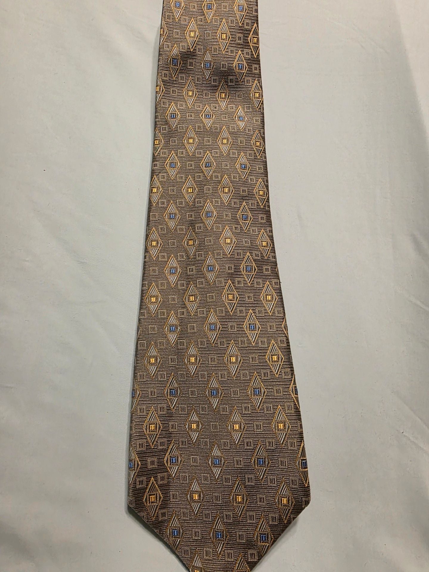 Bel Velo Cravatte Silk Necktie Gray Brown Geometric Diamond Pattern 2