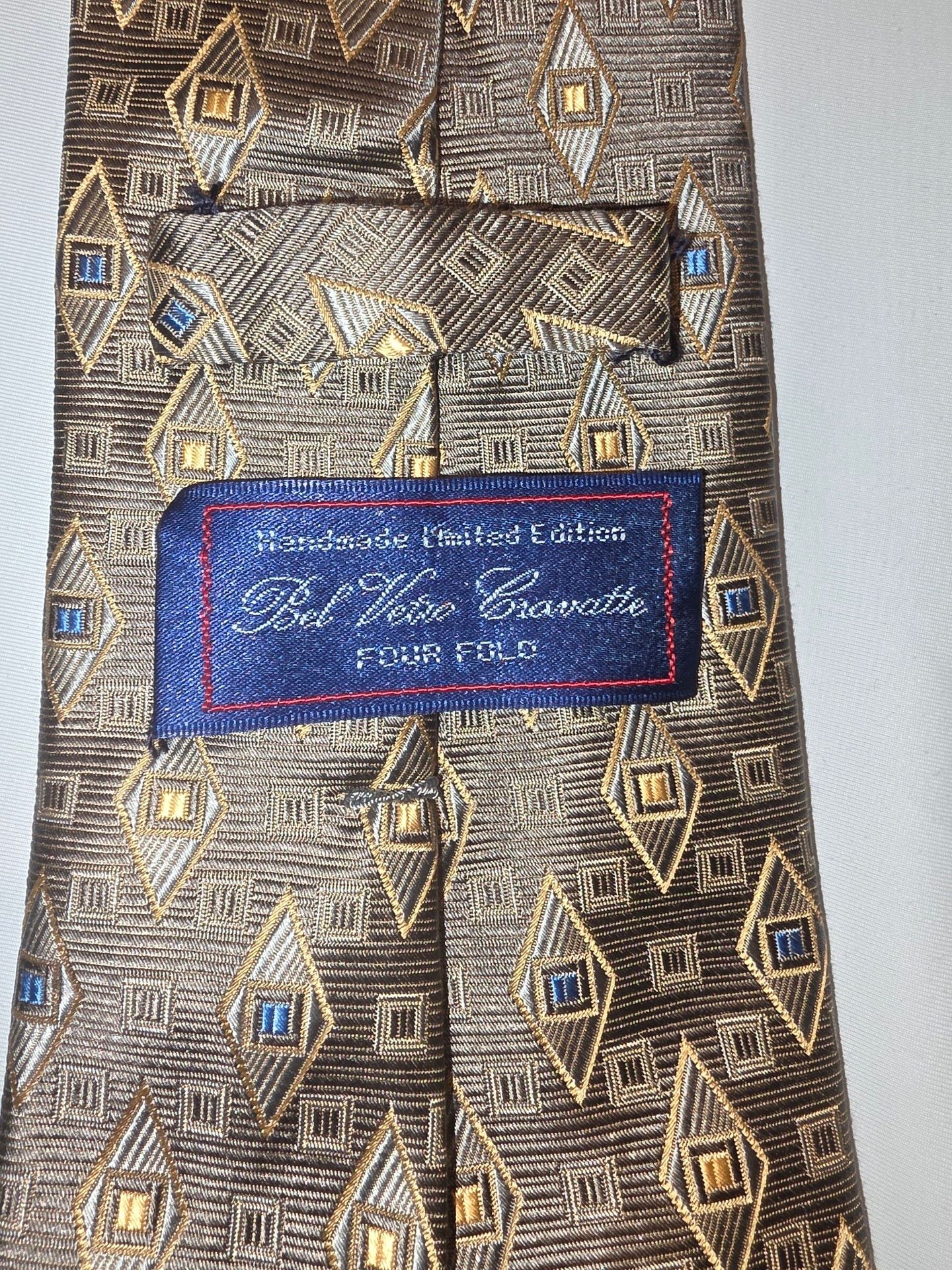Bel Velo Cravatte Silk Necktie Gray Brown Geometric Diamond Pattern 3