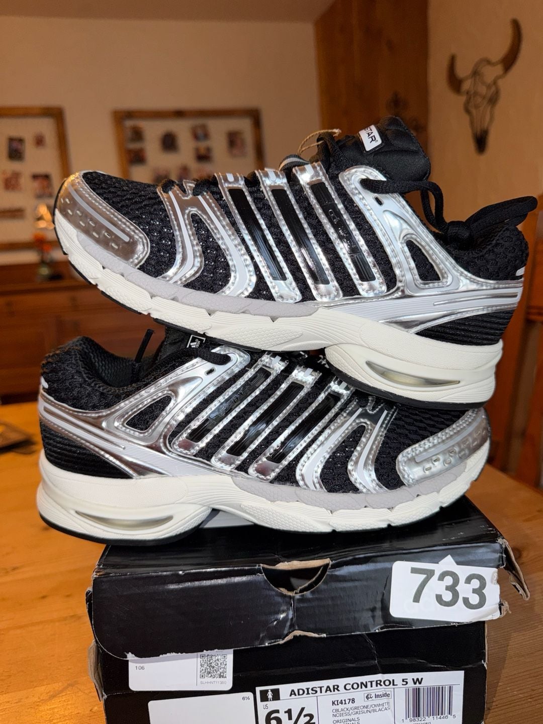 Adidas Adistar Control 5 W Size 6.5 Black Silver Metallic Sneakers 2