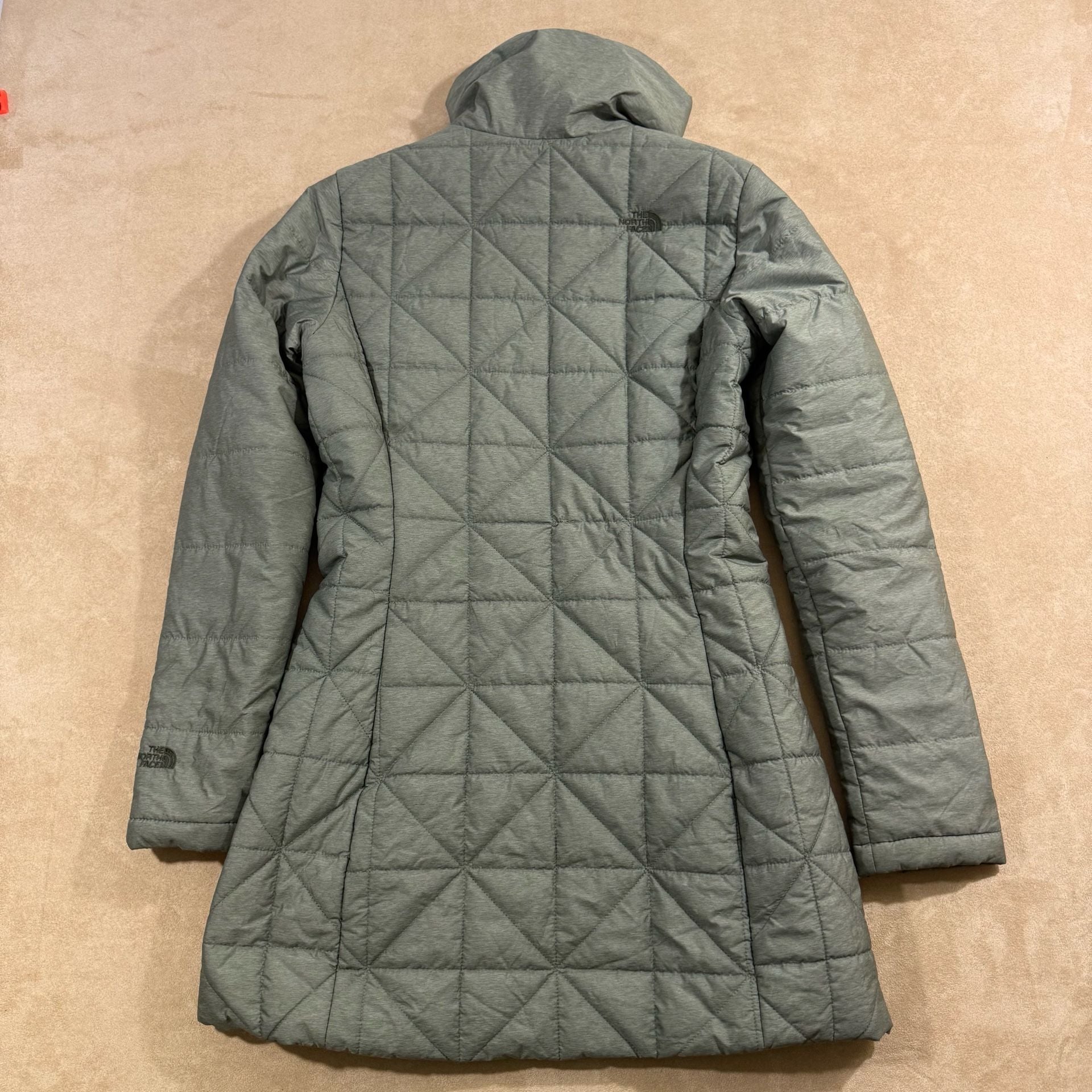 North Face Women's Insulated Quilted Black Arlynne Long Jacket Parka 4