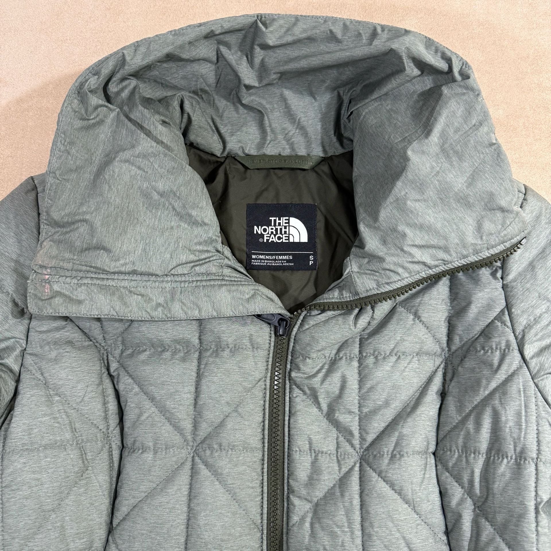 North Face Women's Insulated Quilted Black Arlynne Long Jacket Parka 5