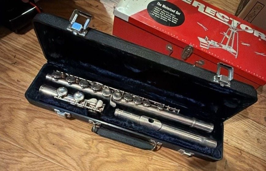 Gemeinhardt Student Flute Silver Plated with Hard Case 1