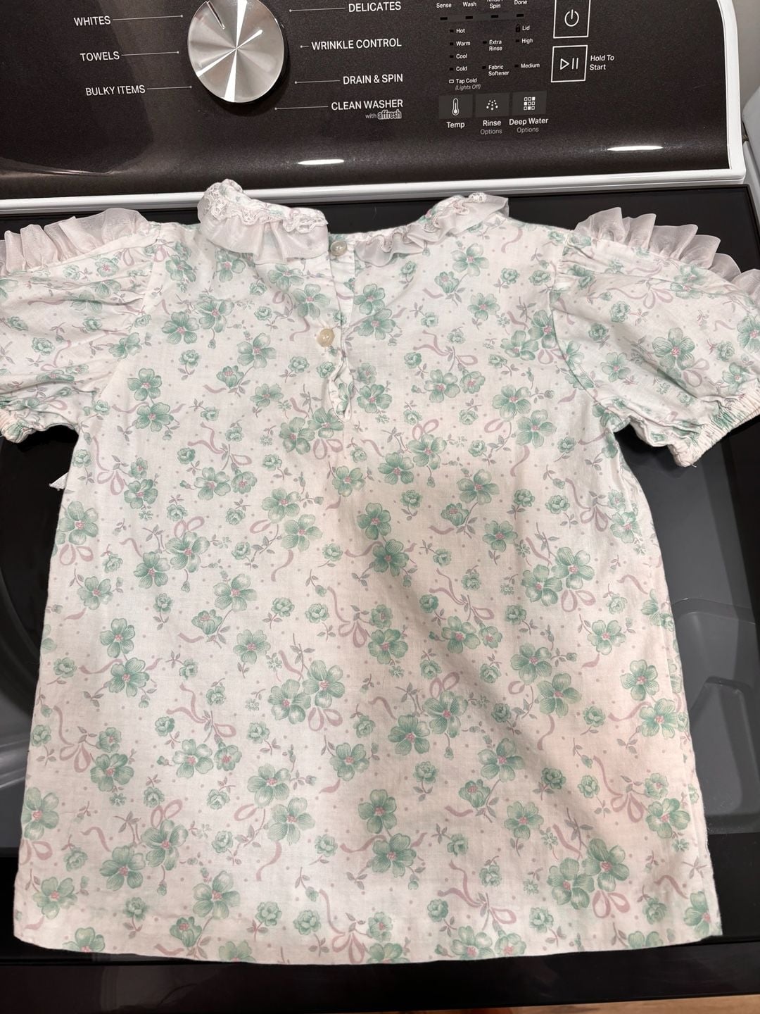 Kid’s Floral Top Size 6X White Green Cotton Lace 4