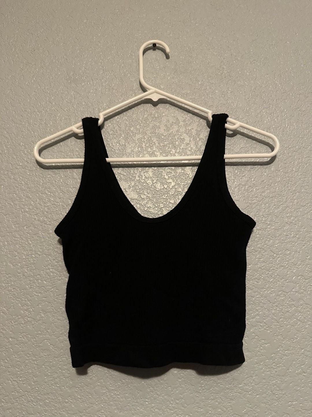 Out From Under Drew Seamless Ribbed Cropped Tank Top L Black 7