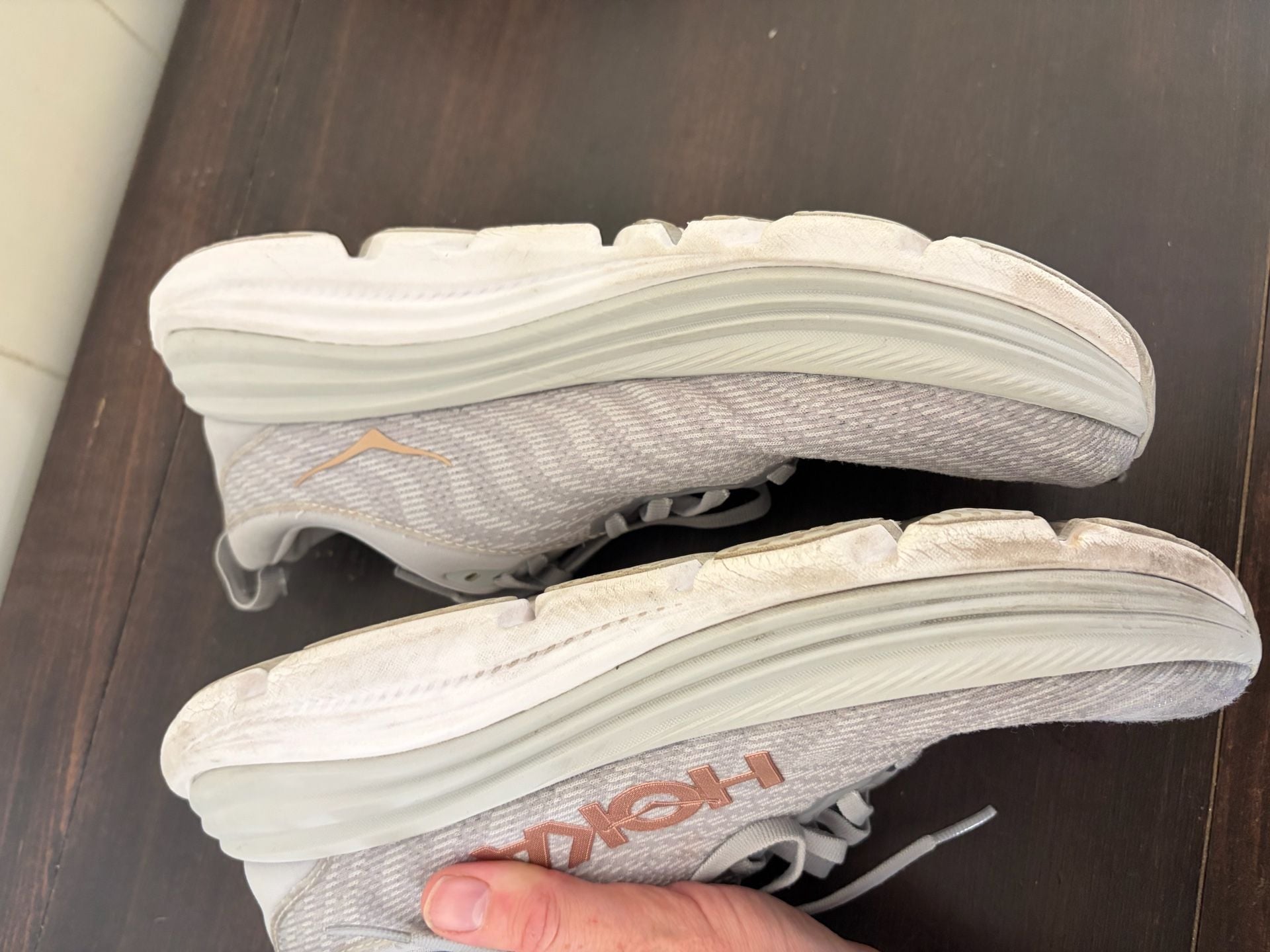 Hoka One One Gaviota 5 Womens 8.5 D wide Running Shoes 8