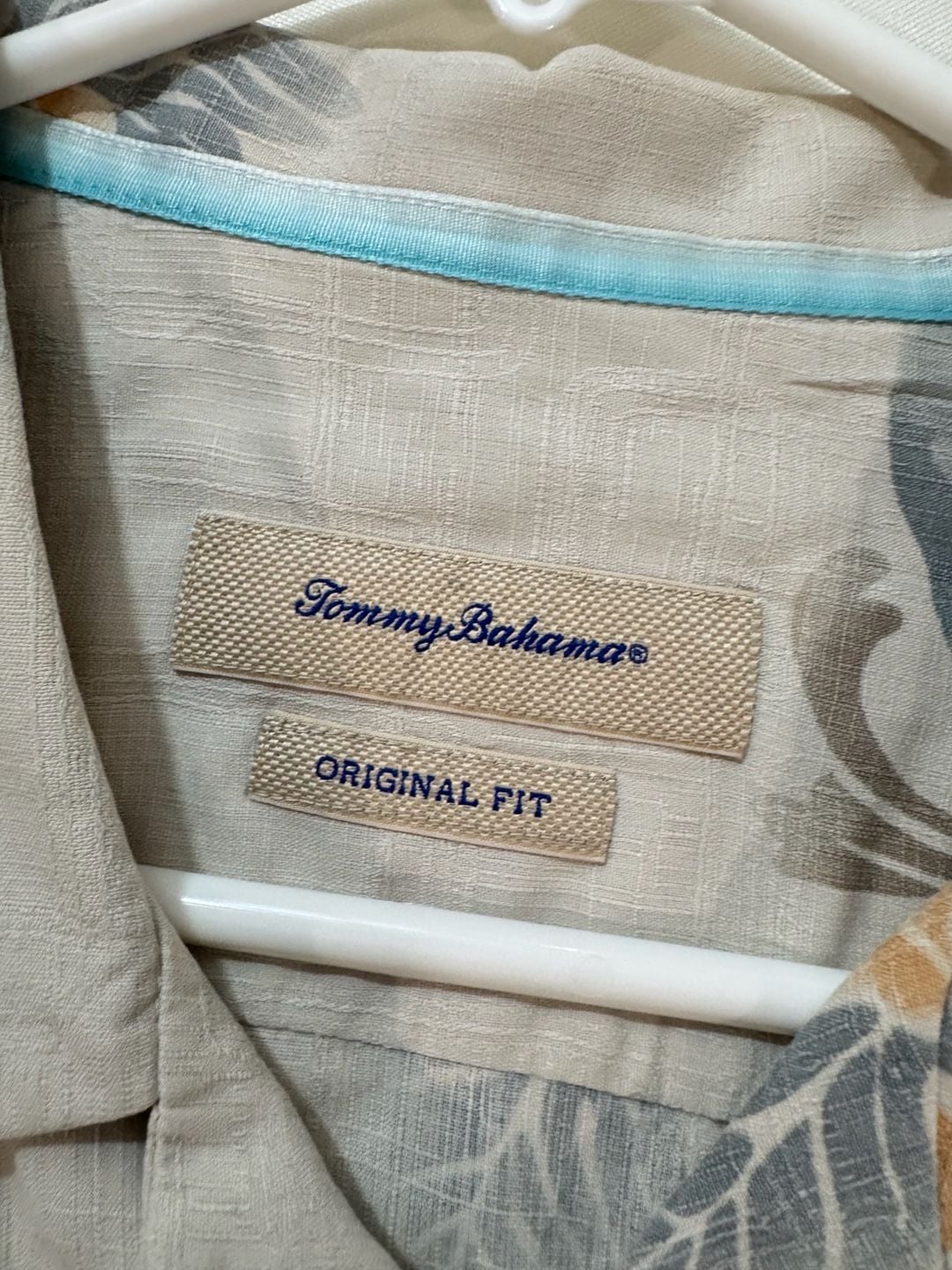 Tommy Bahama 100% Silk Hawaiian Floral Aloha Camp Shirt Coastal Men’s L 4
