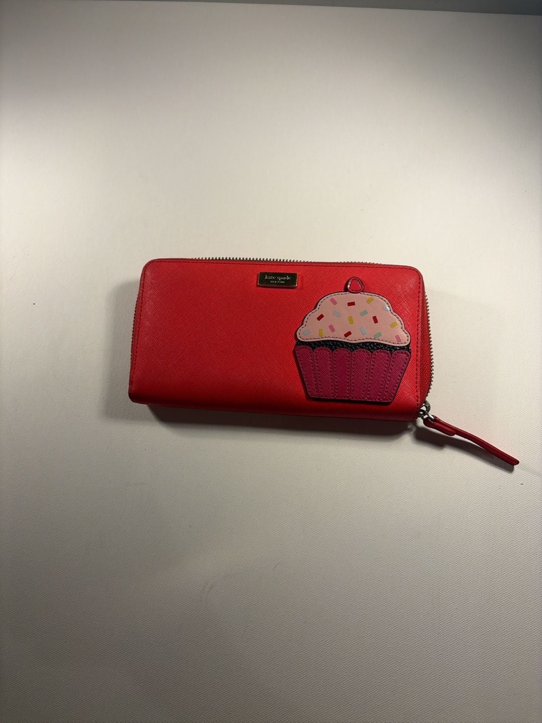Kate Spade Take The Cake Neda Cupcake Zip Around Wallet Red Leather 2