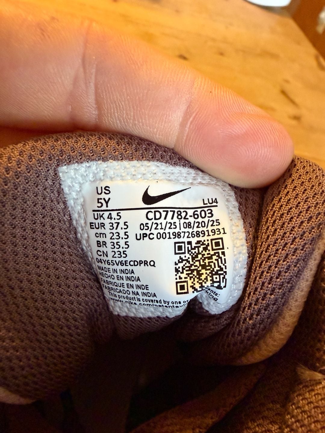 Nike Court Borough Mid 2 Size 5Y Brown Pink Sneakers 7