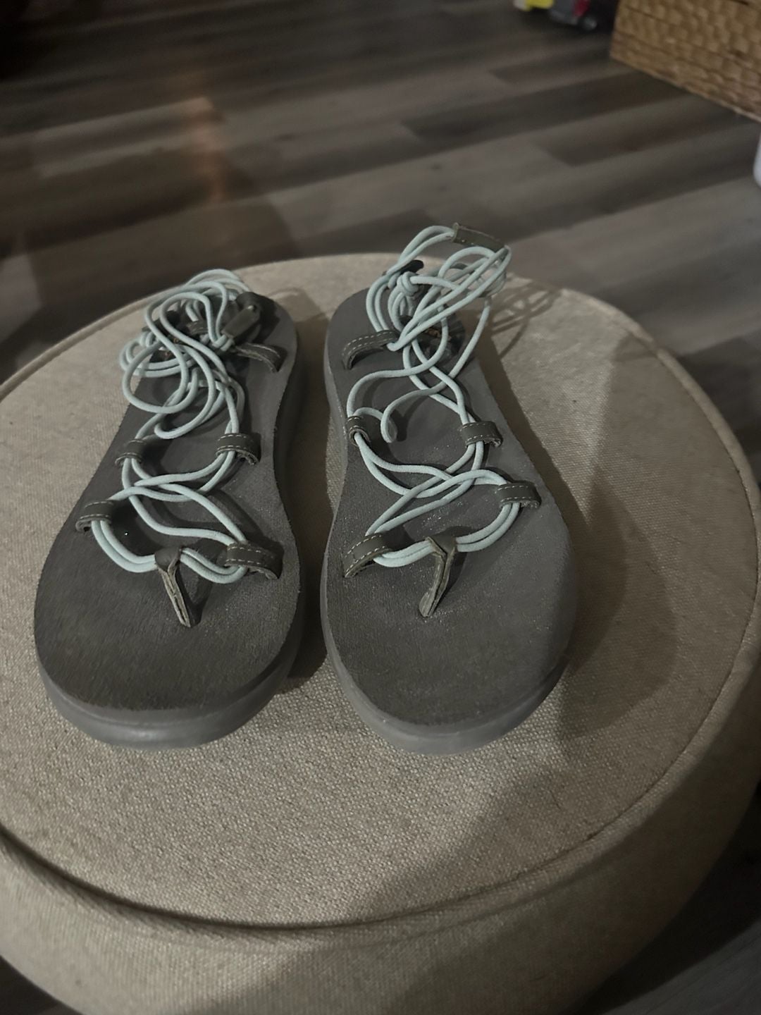 Teva Voya Infinity Sandals Size W10 Olive Green 1