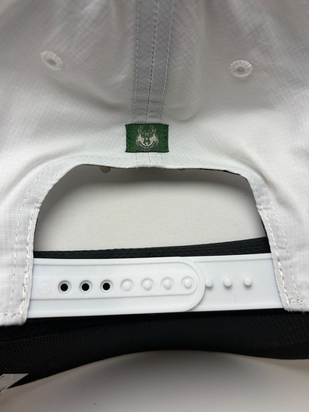 47 Milwaukee Bucks Hitch Adjustable White Hat Cap 7