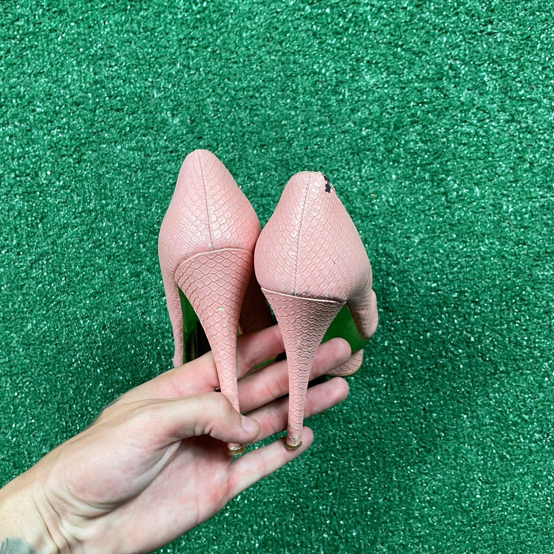 Enzo Angiolini Love U Too Pumps Size 4.5M Pink Faux Snake Platform 5