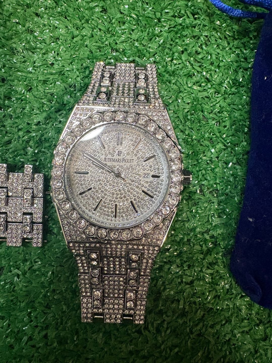 Audemars Piguet Iced Out Crystal Watch Silver Tone Stainless Steel 3