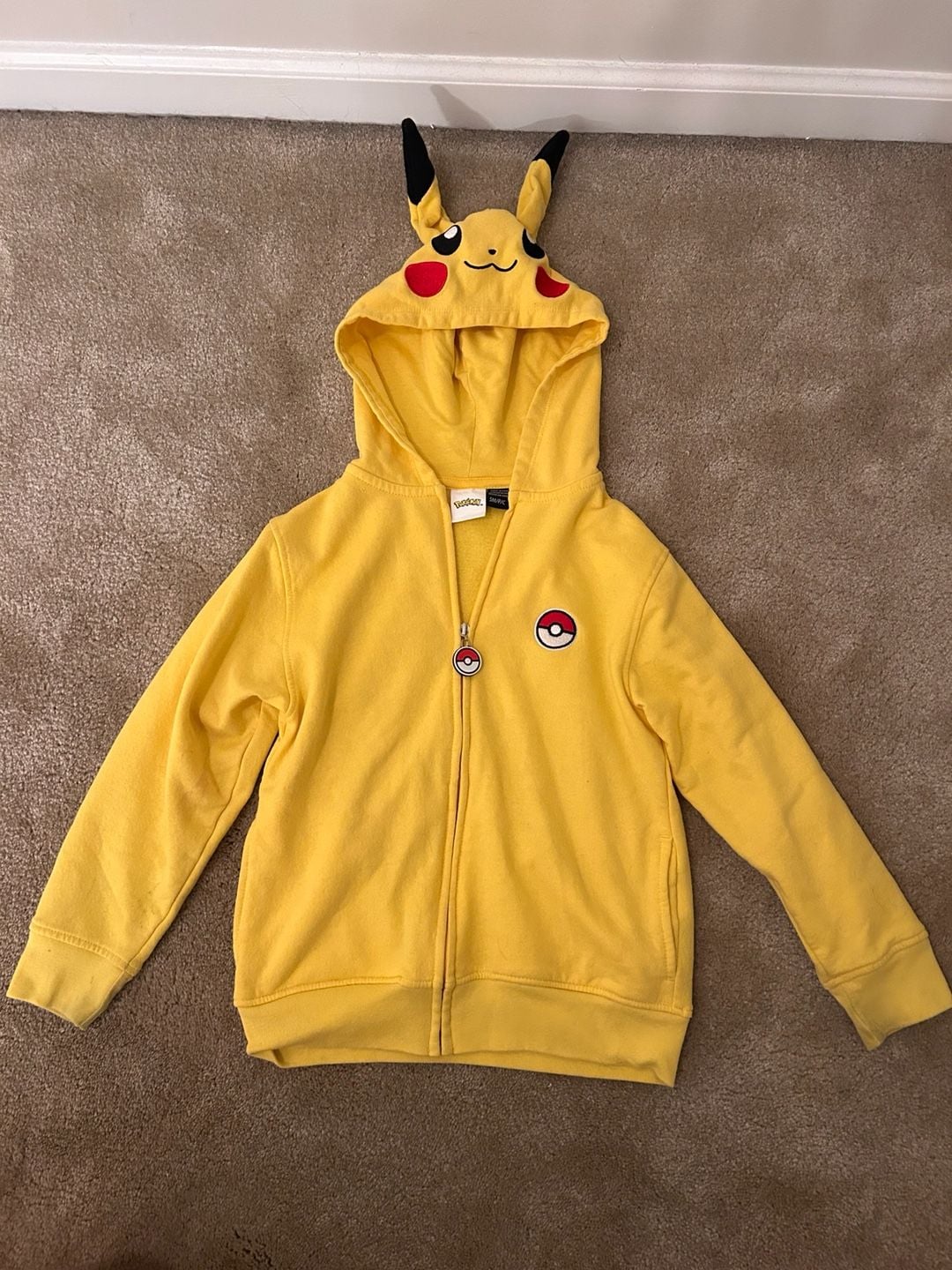 Pokemon Pikachu Zip-Up Hoodie Size SM/P/C Yellow 1