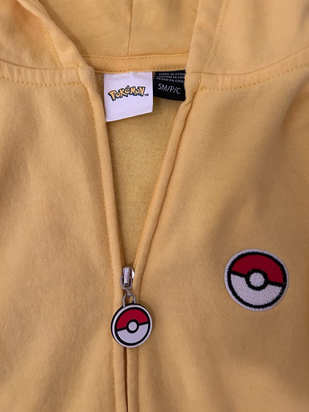 Pokemon Pikachu Zip-Up Hoodie Size SM/P/C Yellow 3