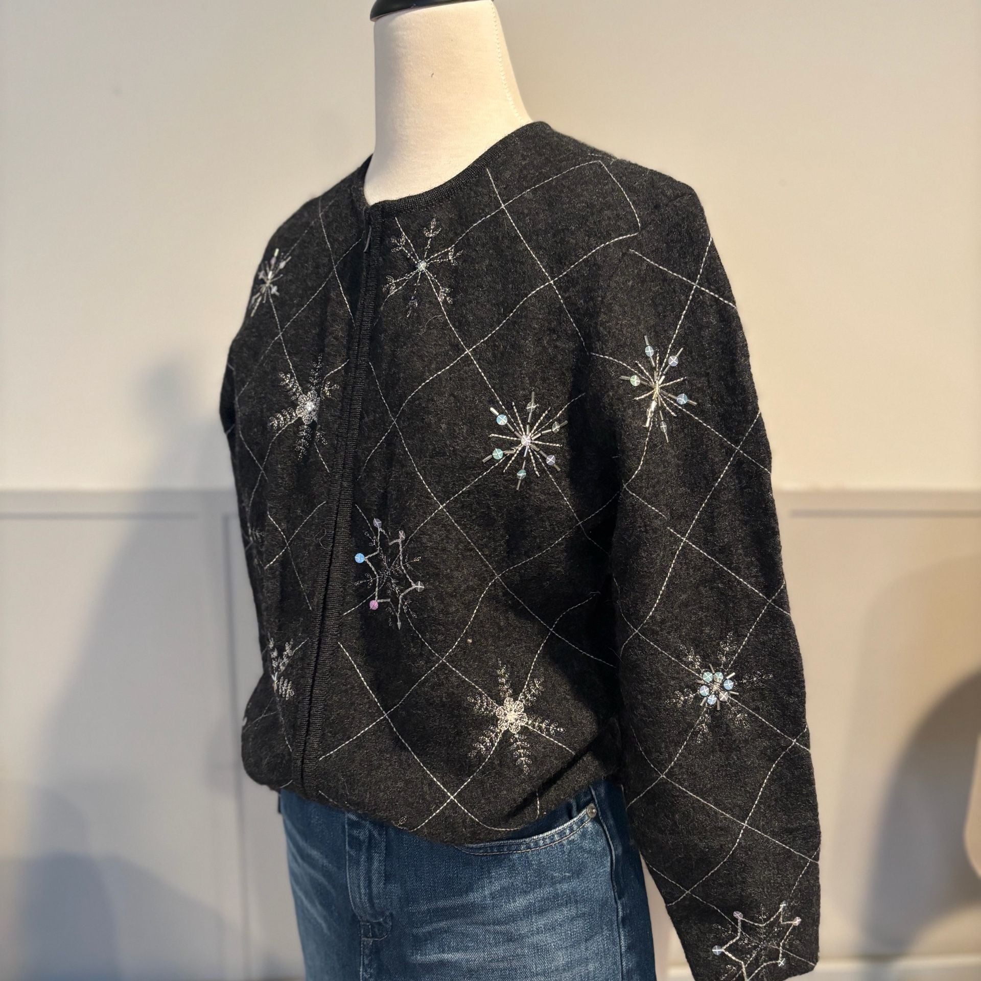 Talbots Cardigan Size PS Gray Wool Beaded Snowflake Zip 3