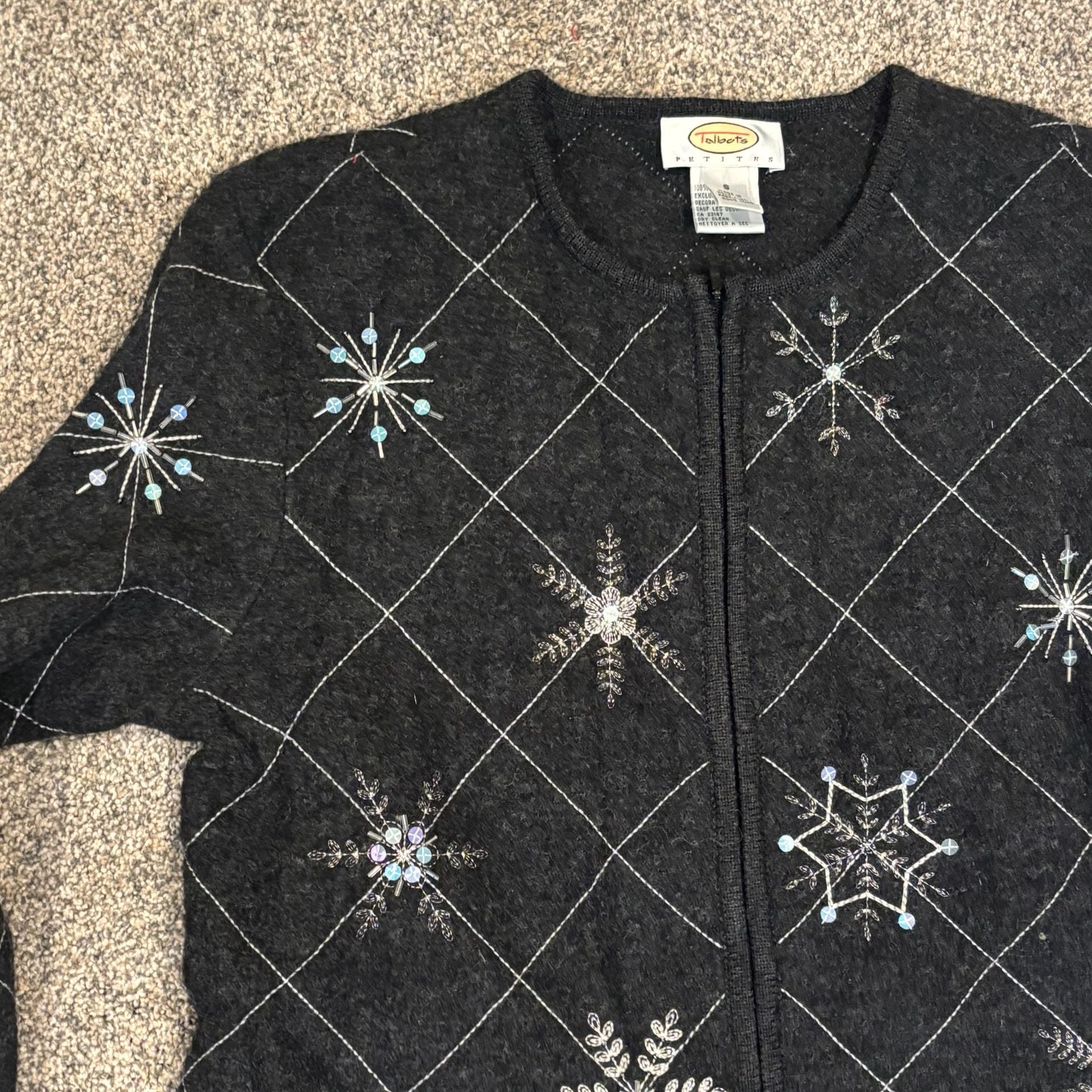 Talbots Cardigan Size PS Gray Wool Beaded Snowflake Zip 5