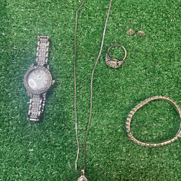 Fashion Jewelry Set Watch Necklace Ring Bracelet Earrings Rhinestone