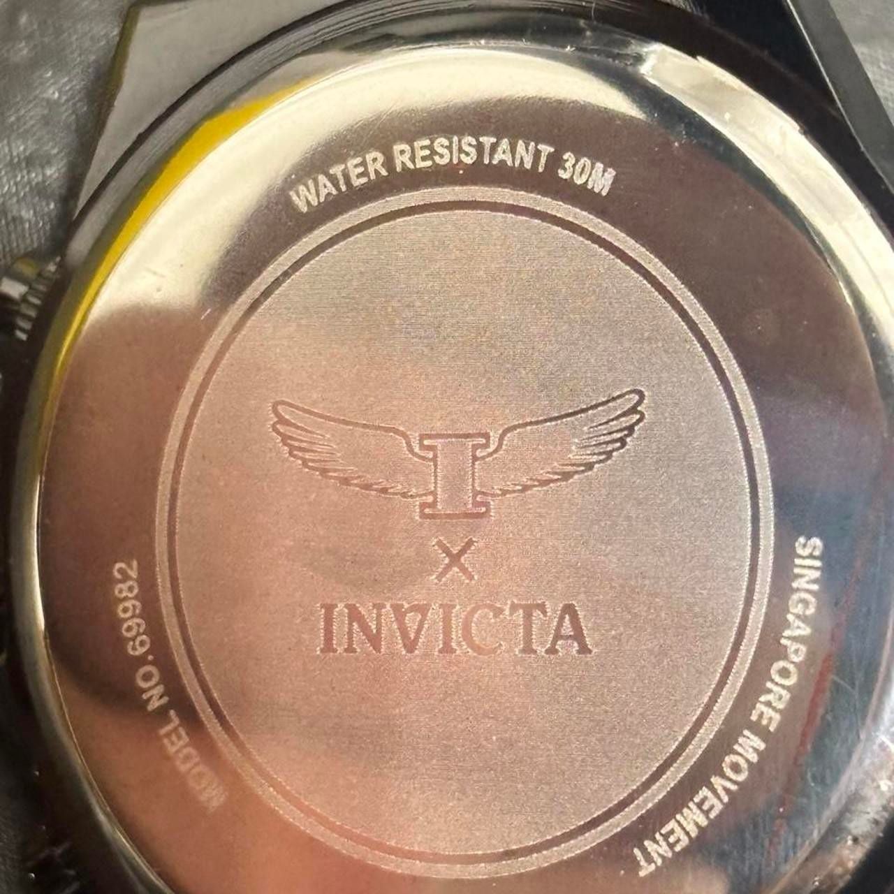 Invicta Specialty 69021 Men's Quartz Watch - 41 mm, 7