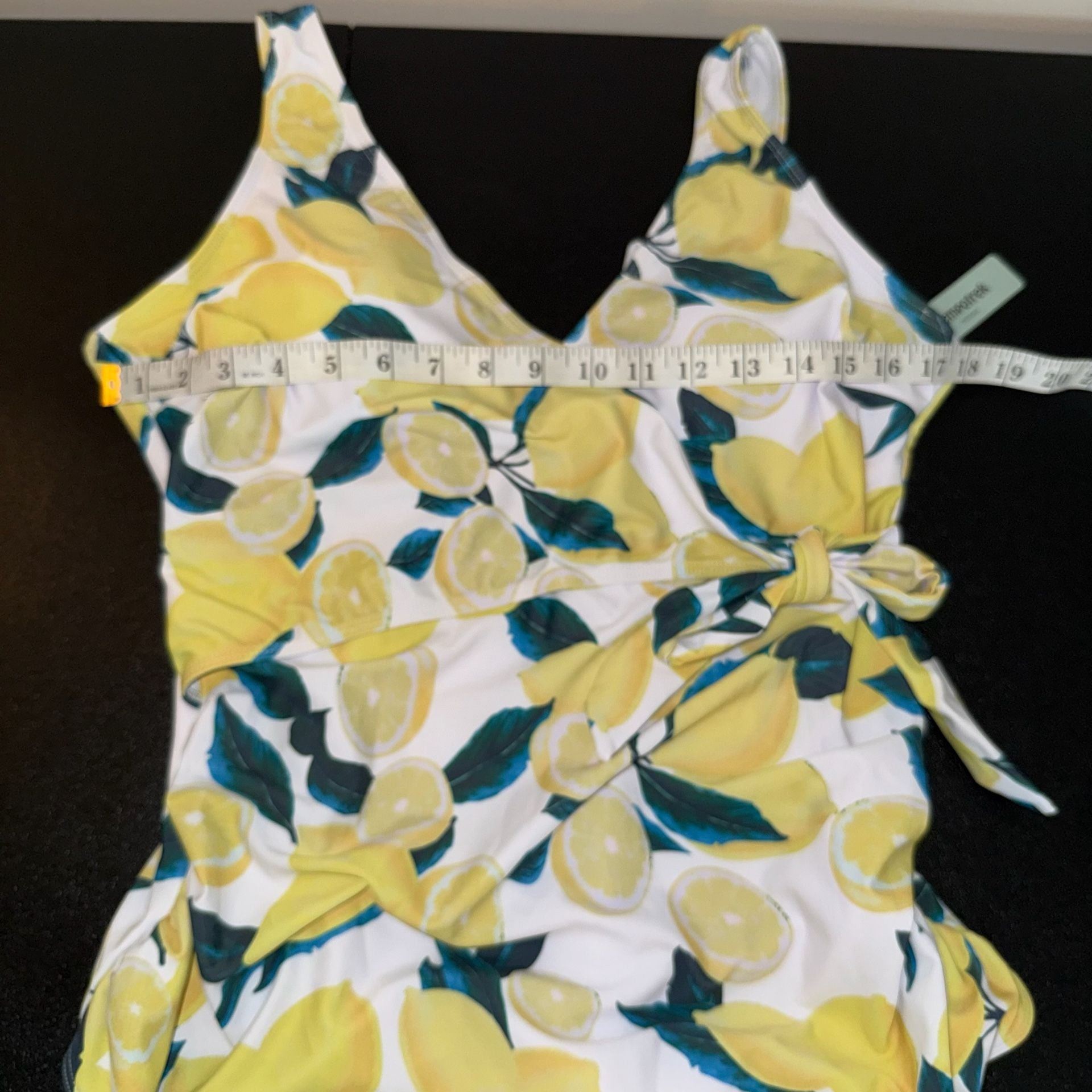 Tempotrek Lemon Print One-Piece Swimsuit – Women’s XL – NWT 6